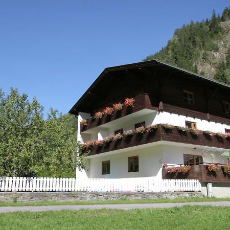 Apartment Near The Ski Area In Matrei Matrei in Osttirol Exterior foto